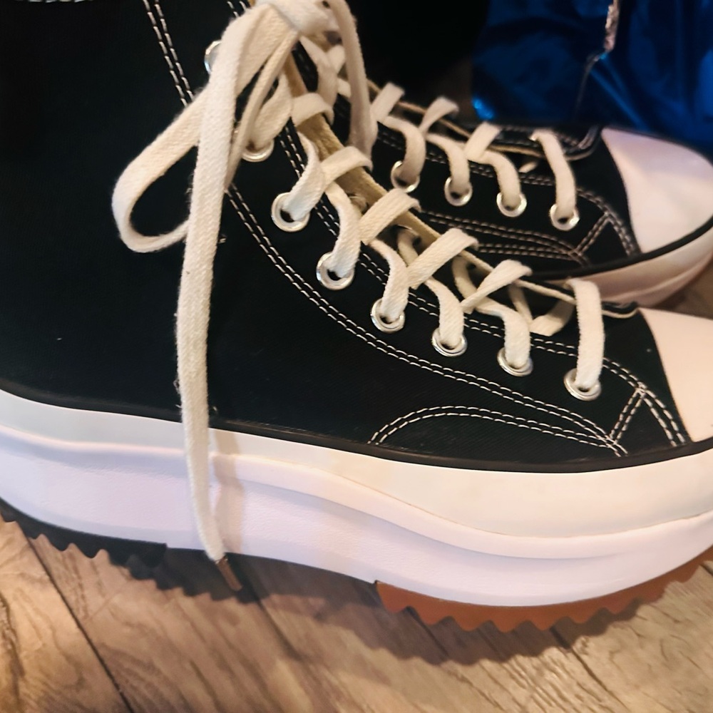 Converse Black White Platform High-Top Athletic Shoes - Picture 4 of 10